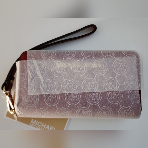 Smaller Phone Wallet - Picture 3 of 12